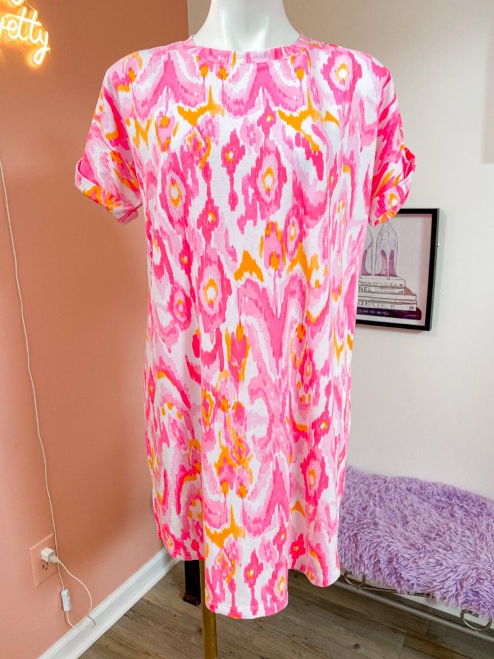 Crown & Ivy Bright Pink and Orange Printed Cuffed Sleeve Dress - Size Small